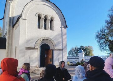 ПЕРВОЕ ПРАКТИЧЕСКОЕ ЗАНЯТИЕ НА КУРСАХ ПРОФЕССИОНАЛЬНОЙ ПЕРЕПОДГОТОВКИ ПО ПРОГРАММЕ «ПРАВОСЛАВНЫЙ ЭКСКУРСОВОД»